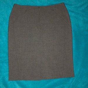 Gray straight gray skirt.